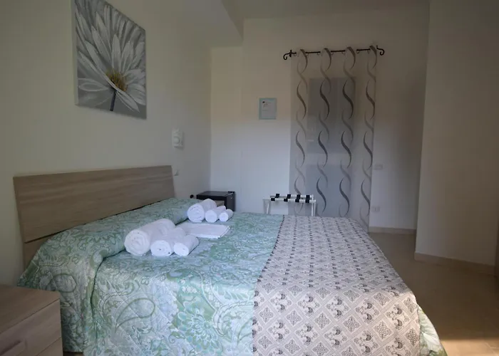 Guest house Pratza Froria 3*